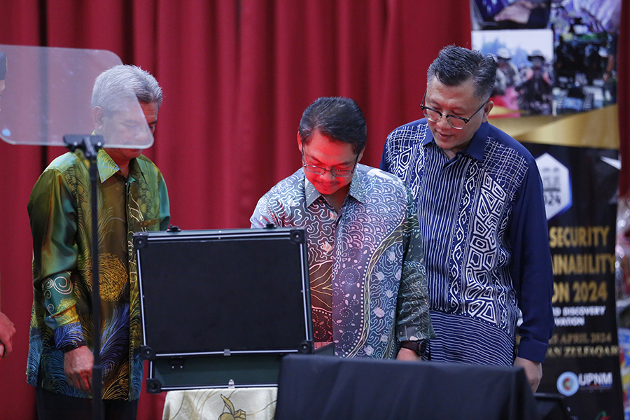 Timbalan Menteri Pendidikan Tinggi Merasmikan Defence Security And Sustainability (DSS) 2024